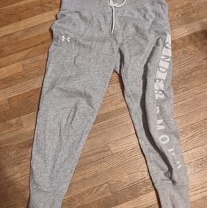 Under Armour Size Medium Sweatpants